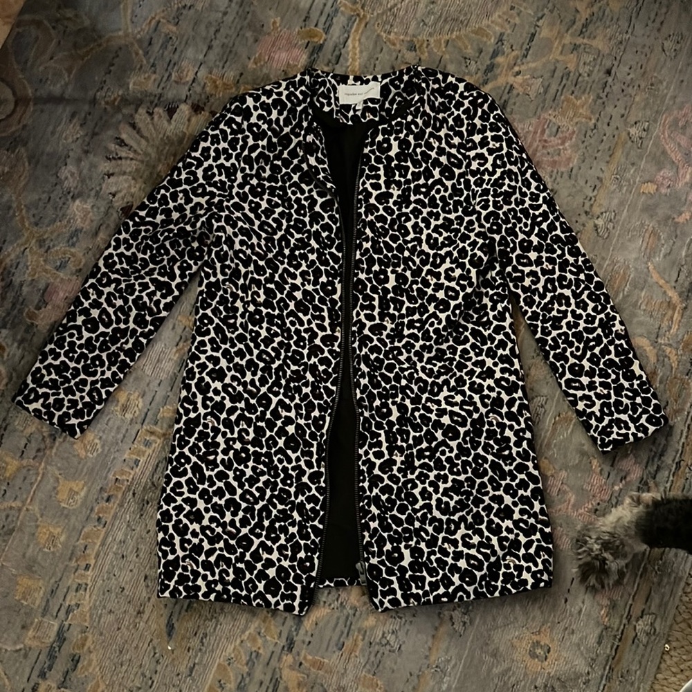 Cupcakes & Cashmere Leopard Cheetah Coat